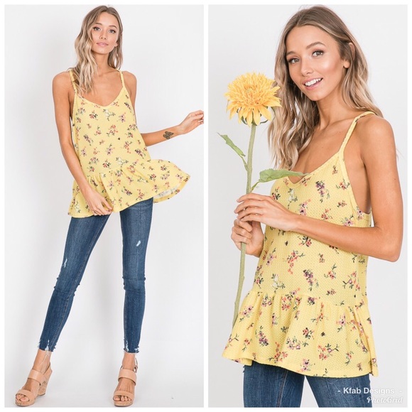 ❤️LAST 1! Waffle Knit Ruffle Floral Tank! - Picture 4 of 4